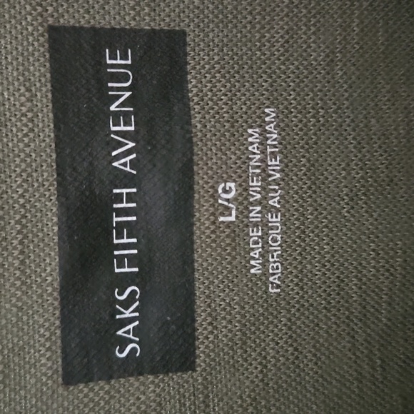 Saks Fifth Avenue short sleeve shirt - Picture 7 of 12